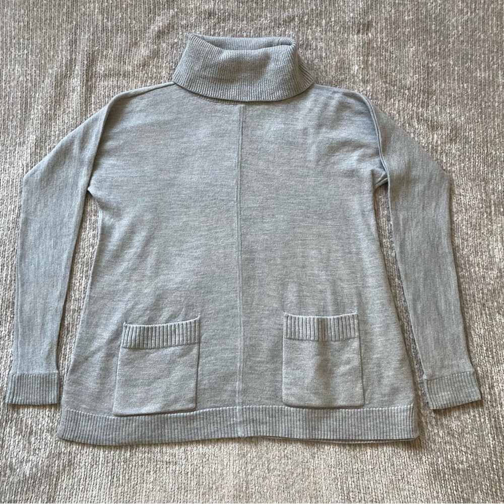 Talbots Merino Wool Turtleneck Tunic Sweater Gray Pockets Women Small